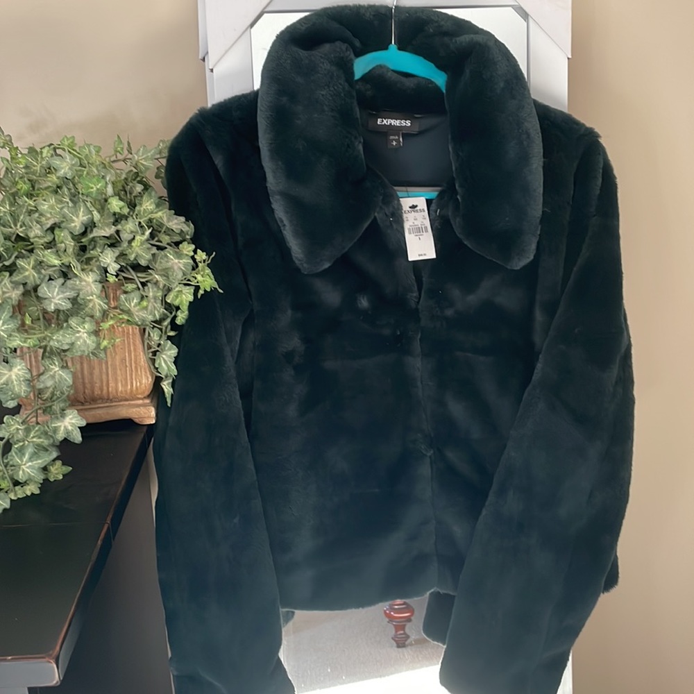NWT EXPRESS SOFT JACKET SIZE SMALL- NEW!!!!!!!